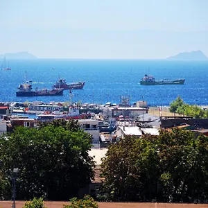 rezervați aici